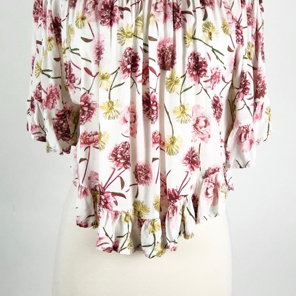 Stella Laguna Beach | Off Shoulder Floral Top - Picture 3 of 4